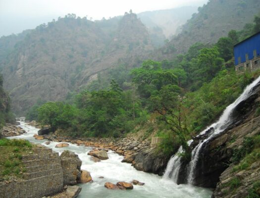 Towards manang annapurna circit trek